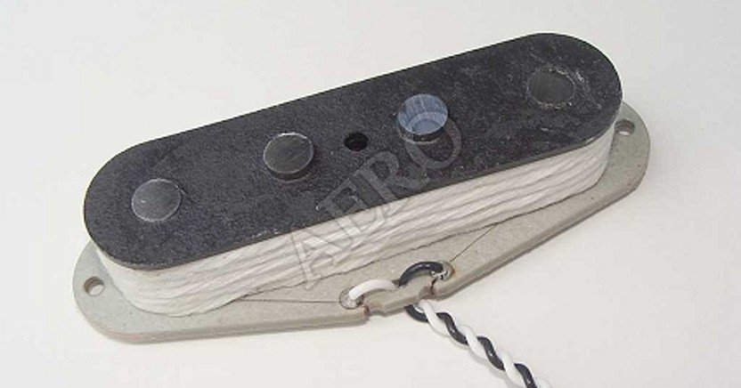 Building, upgrading or restoring a '51 style Precision Bass? You need this pickup. Alnico V magnets and correct 7.25" radius bit.ly/aero-scpb1