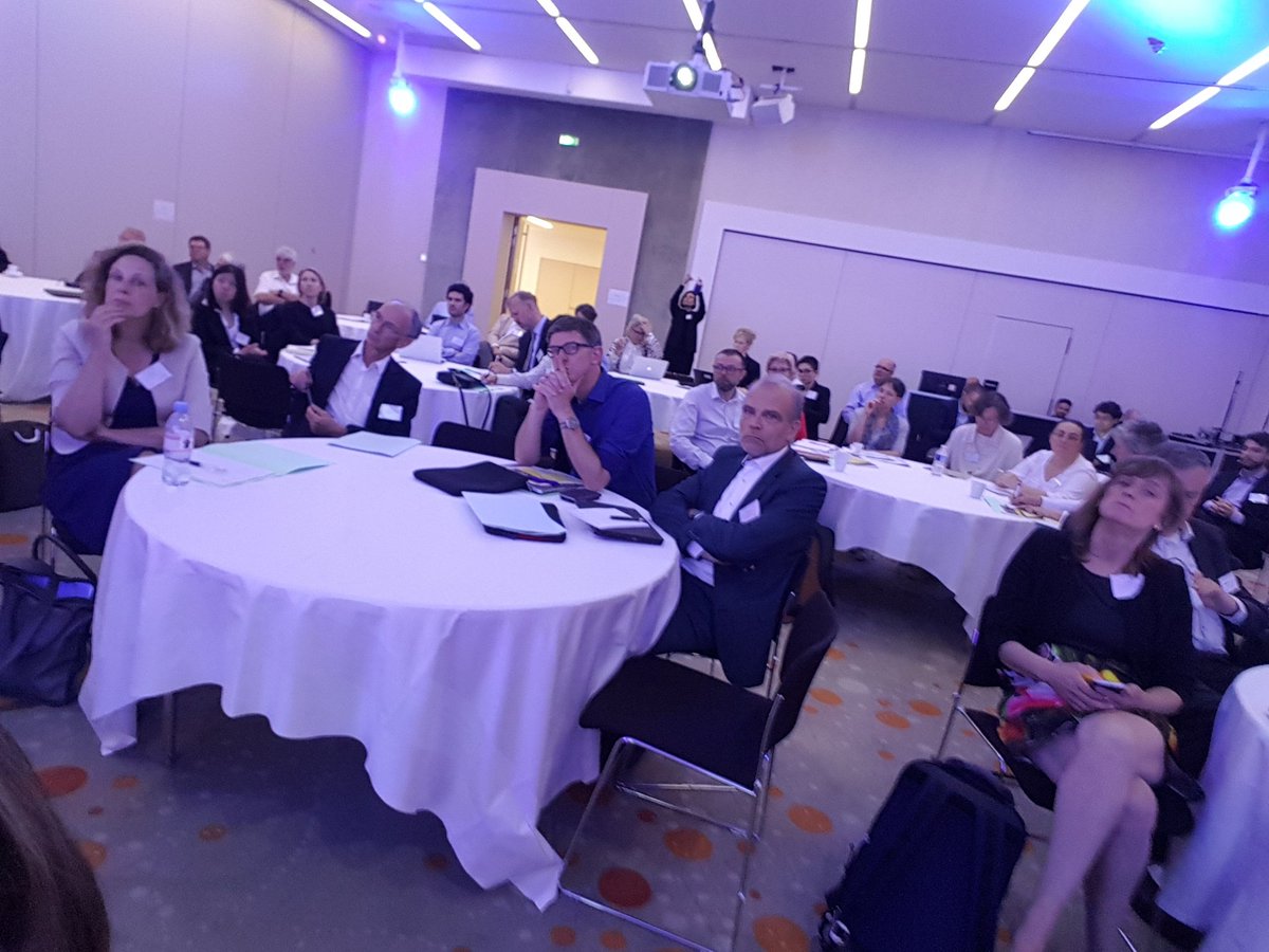 ClaudiaLarix 🌍💞 tweet media