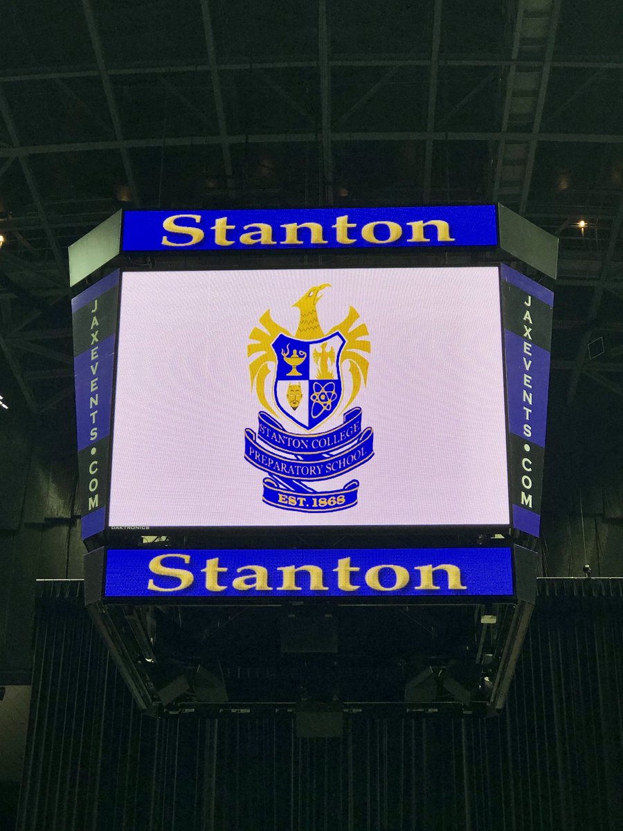 scpnewspaper's tweet photo. The rehearsal for the Commencement Ceremony for the Class of 2018 is underway. @scp2018 https://t.co/1mGOpiqVbN