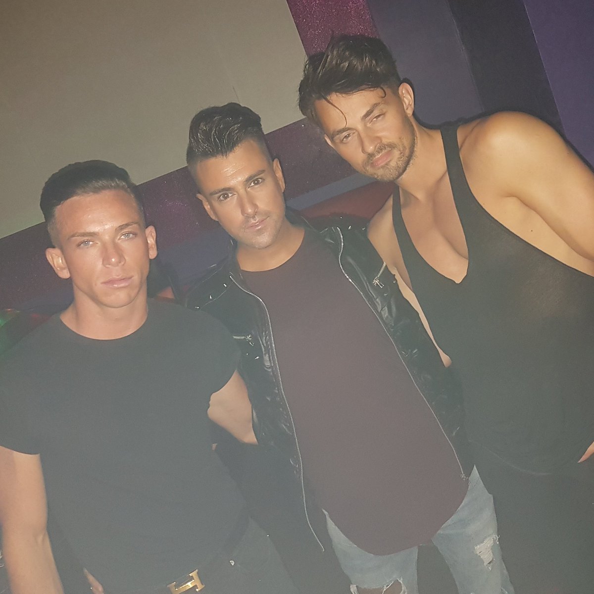 KissTanningLtd's tweet photo. OUR CLIENT @allanjay101 with his dancers performing over holiday weekend 

Looking lovely abd tanned in our Rapid Tan 

#tanrange #sponsor #spraytanning #spraytanner #spraytan #falsetan https://t.co/NPKslw1Un8