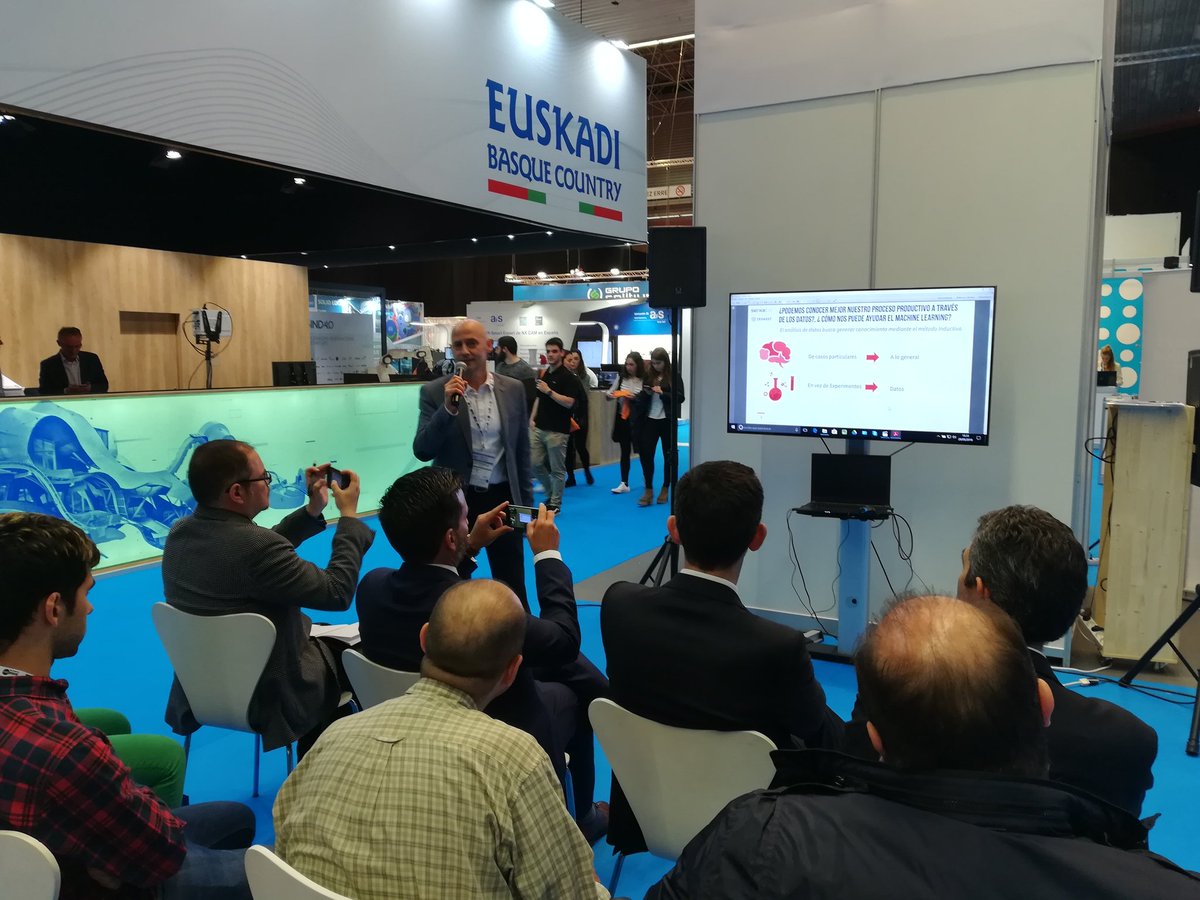 ClusterGaia's tweet image. Presentación de @TechForSociety sobre App Itcons Albaranes y Partes de Trabajo en la #BeDigital #BIEMH2018