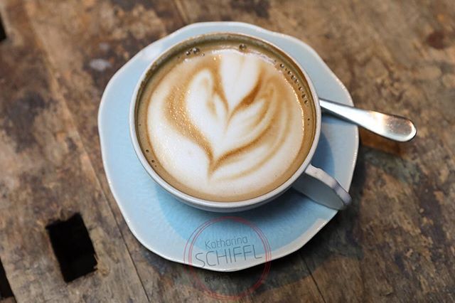 kschiffl's tweet photo. #WorkingSunMonday finally #joblocation @labstelle #pmcaimpuls #energy #coffee 😍 #businessphotography #lovemyjob 😊 https://t.co/6ItLBiBrcD https://t.co/kDDwtYpoK2