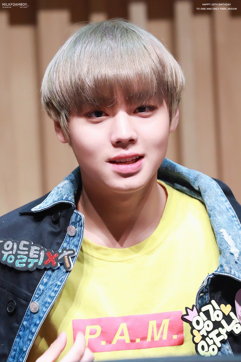 밀크폼보이🐰milkfoamboy tweet media