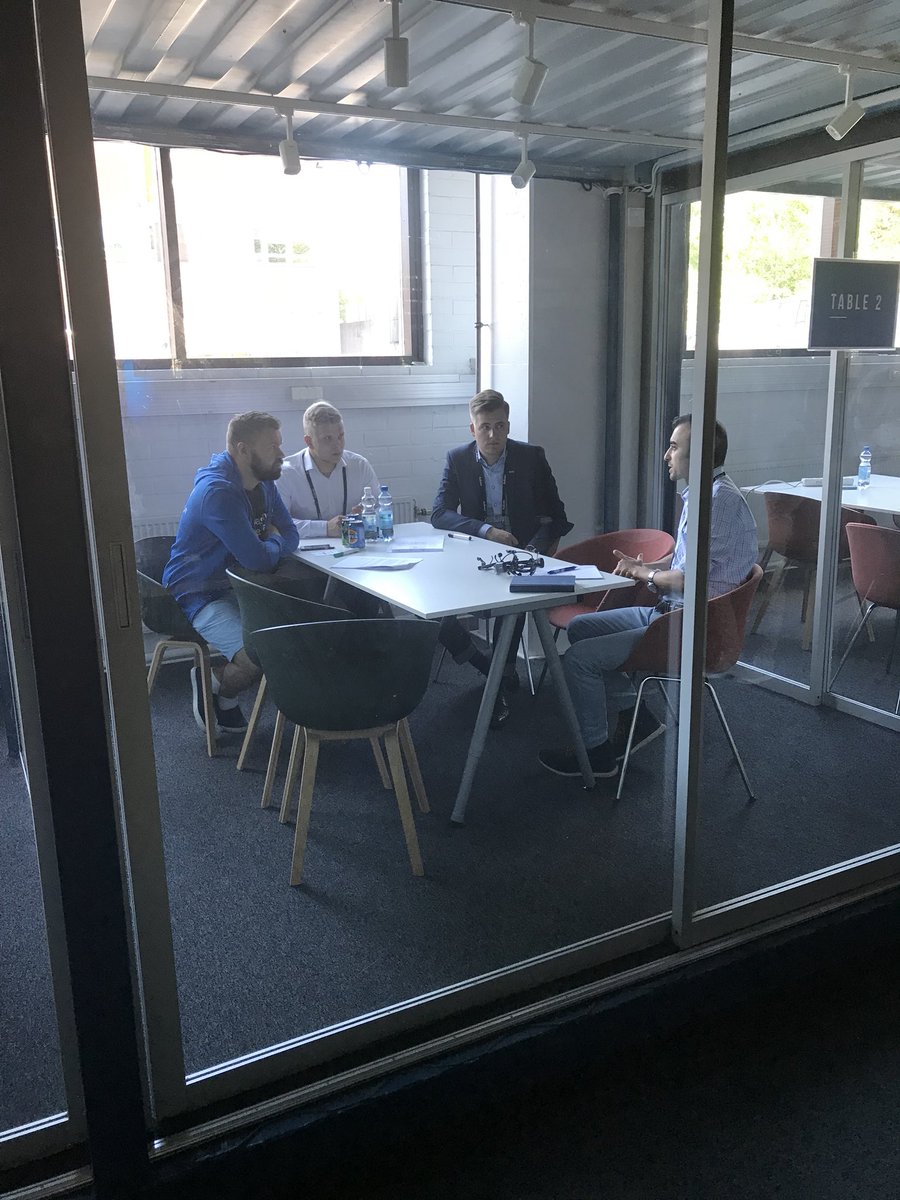 vesa_riihimaki's tweet photo. Roundtable sessions with all Startups going on! https://t.co/68Zn2oEPmf