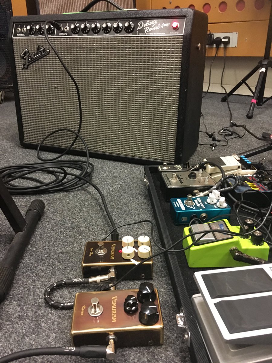 Two great pedals for getting that Marshall/Les Paul tone through a Fender amp - For Plexi’s and 18 Watters the <a href="/vemuram/">ramu</a> Jan Ray and for JCM’s the <a href="/vemuram/">ramu</a> Karen #effectspedals #marshall #tone #lespaul #vemuram #fender #guitarlessons