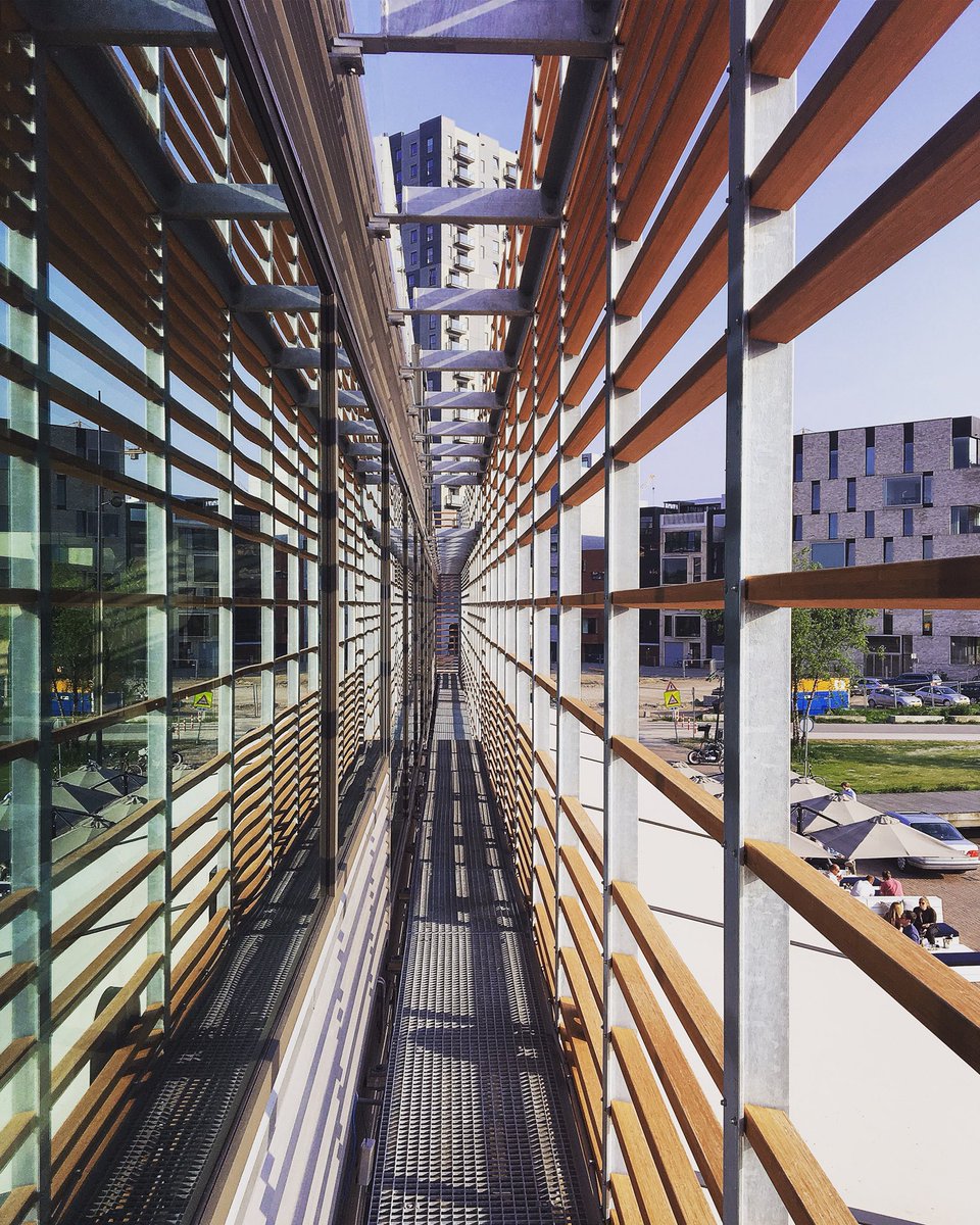 _mvdb's tweet photo. #george #marina #stadshaven #amstelkwartier #amsterdam #BINT architecten #architectuur #architecture https://t.co/d8BrGgWydV