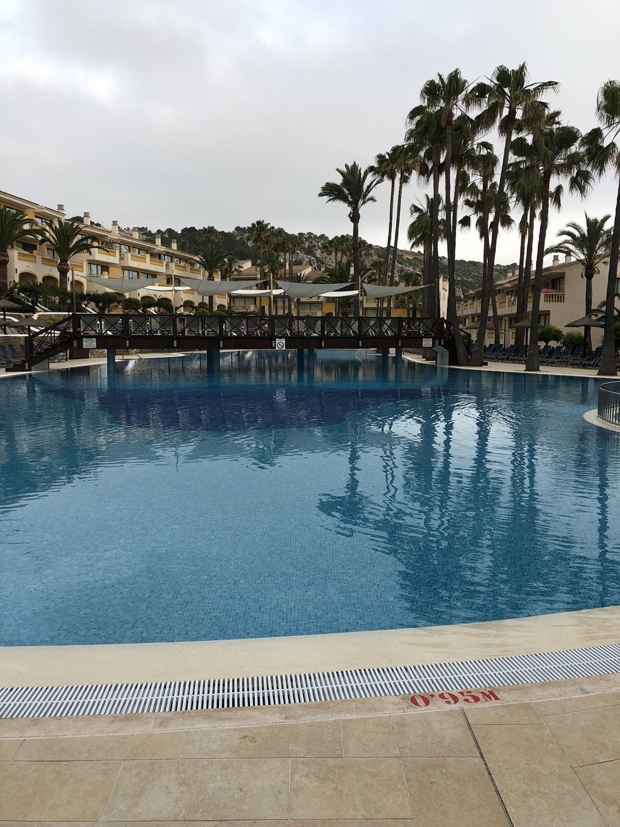 fgaksch's tweet photo. Einfach mal ne Auszeit auf Menorca 😁 #nocommerce #chillout https://t.co/E5ucImzuSI