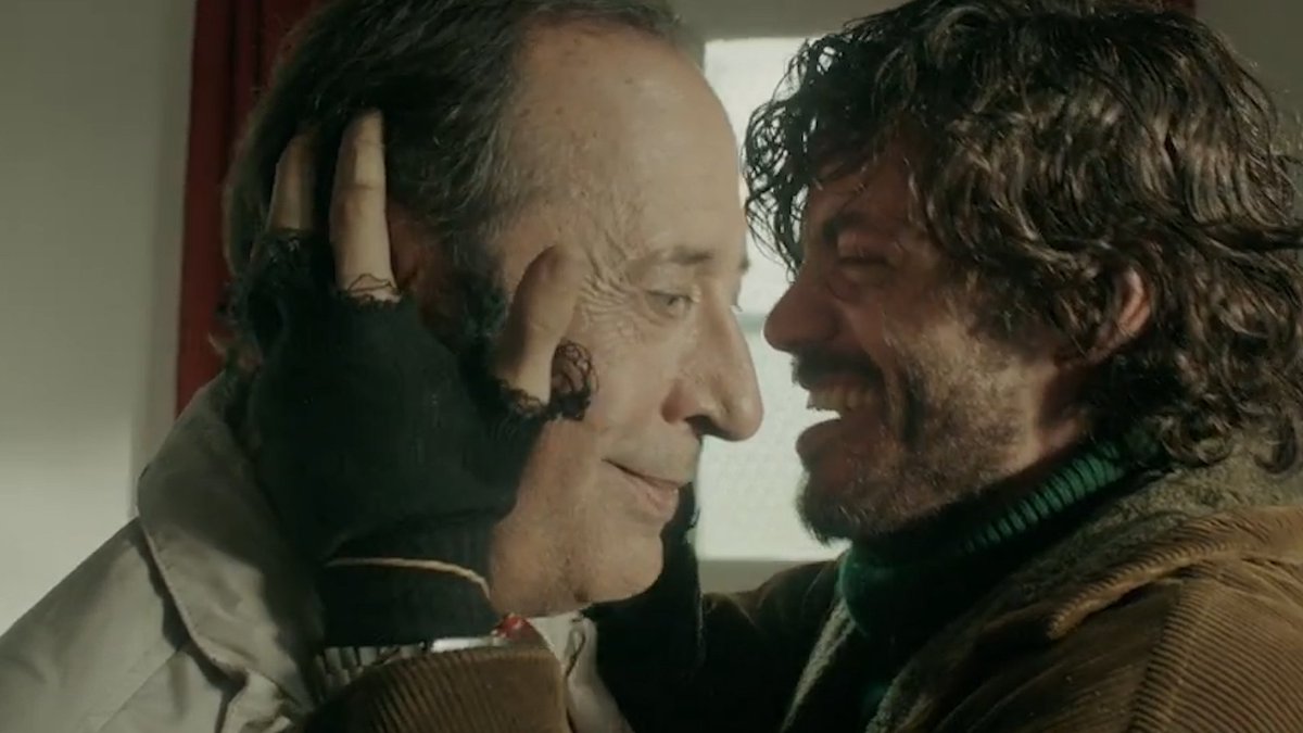 Cadena3Com's tweet photo. #Animal, una película "sin buenos ni malos" https://t.co/27eECdiJ7P

Entrevista imperdible de @AgustinaVivanco con #ArmandoBo y de @IvanaFerrucci1 con @SallesFederico sobre @AnimalPelicula https://t.co/z6fZAwICRU
