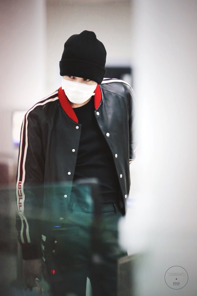 eighttyeight's tweet photo. มีความจงรักภักดีต่อGucciมานานแล้ว Gucciต้องภูมิใจในตัวจงอินมากแน่ 😂😍😘

#EXO #KAI #Gucci @weareoneEXO https://t.co/h4tKtjLKem