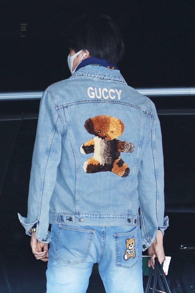 eighttyeight's tweet photo. มีความจงรักภักดีต่อGucciมานานแล้ว Gucciต้องภูมิใจในตัวจงอินมากแน่ 😂😍😘

#EXO #KAI #Gucci @weareoneEXO https://t.co/h4tKtjLKem