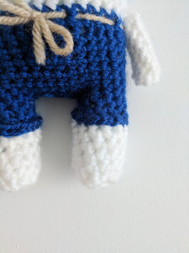 milkyoctopus's tweet photo. 🐰BUNNY PANTS🐰 I haven't made one of these cute buns in a long time, I think I'm overdue! https://t.co/XYtb77zN3S