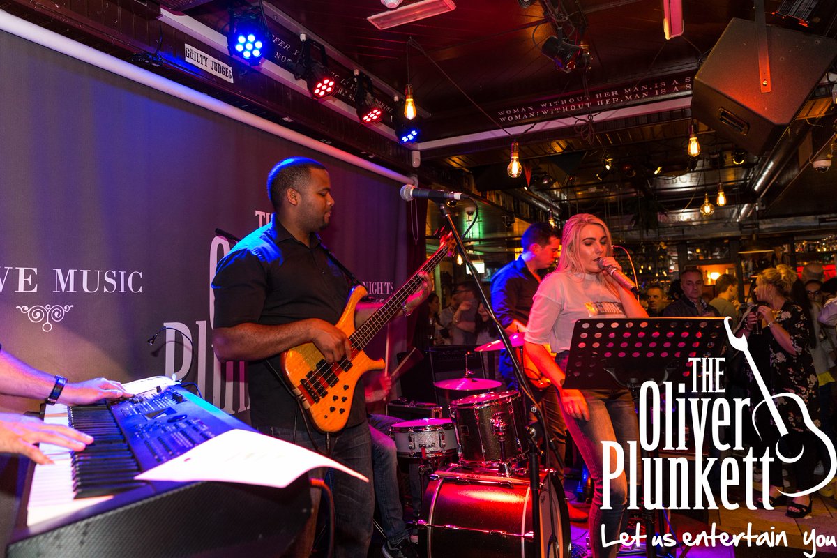 TheOliverPlunk's tweet image. #OpLiveMusic 

5pm #LeeSessions
9:30pm #CosmicFunk 
12:30pm #AndyDunne

#FriskyWhiskey 

7pm #TheFrets
10pm #PocArBuile 
12:30pm BarryONeill 

@corklivemusic

TheOliverPlunkett.com