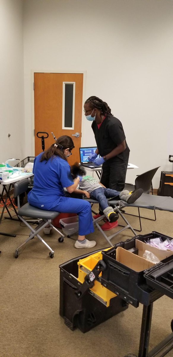 SmilesToGoMS's tweet image. Ending the school year with the Community Health Fair in Jackson Mississippi. What a great school year it has been! We are so pumped for August to come already! #SMILES2GO #wecometoyou