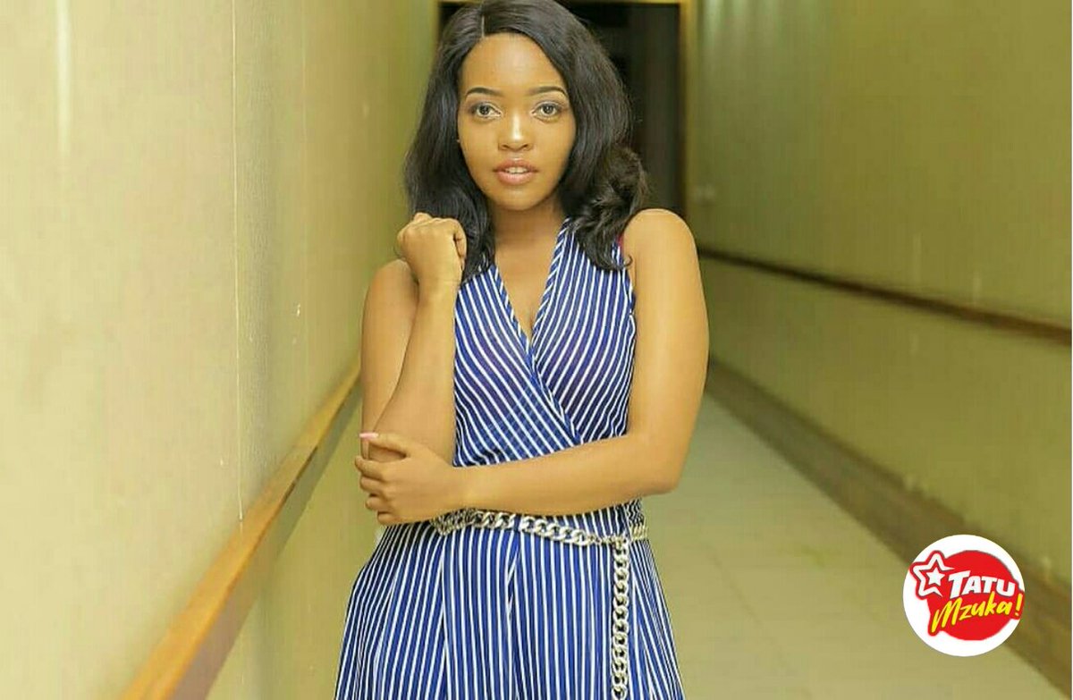 KingsFMRadio's tweet photo. Anaitwa #Seline Mama wa Chapalapa atasikika leo kwenye #Bongo255🇹🇿 ya @kingsfmradio Saa 2000-2200hrs

⏩Hosted By @josembongo
⏩Music By @djnabii.

Matajiri wapya wanaongezeka Kila saa kwa kucheza @tatumzuka namba 255 zawezakuwa namba zako za bahati jaribu sasa.

#NiBusu! https://t.co/l63FaITiWz
