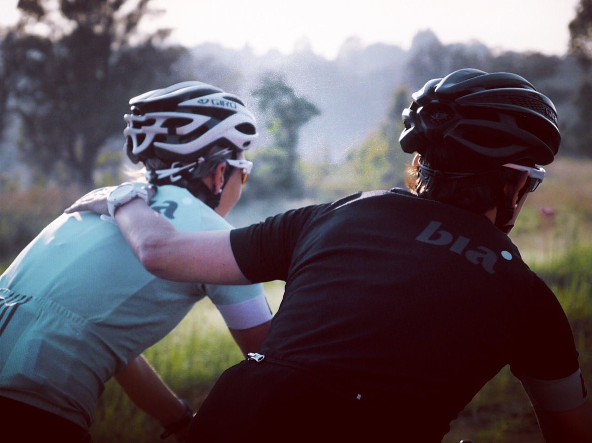 We all need a mate, right? Definitely right! For this Tour, it’s teamies only, so if you don’t have one and you wanting to ride, get in touch, we have a spare teamie or two waiting to ride with you!  
#teamiesrock #girlpower#ridelikeagirl #just4girls #spoils #Plett #outsideisfree