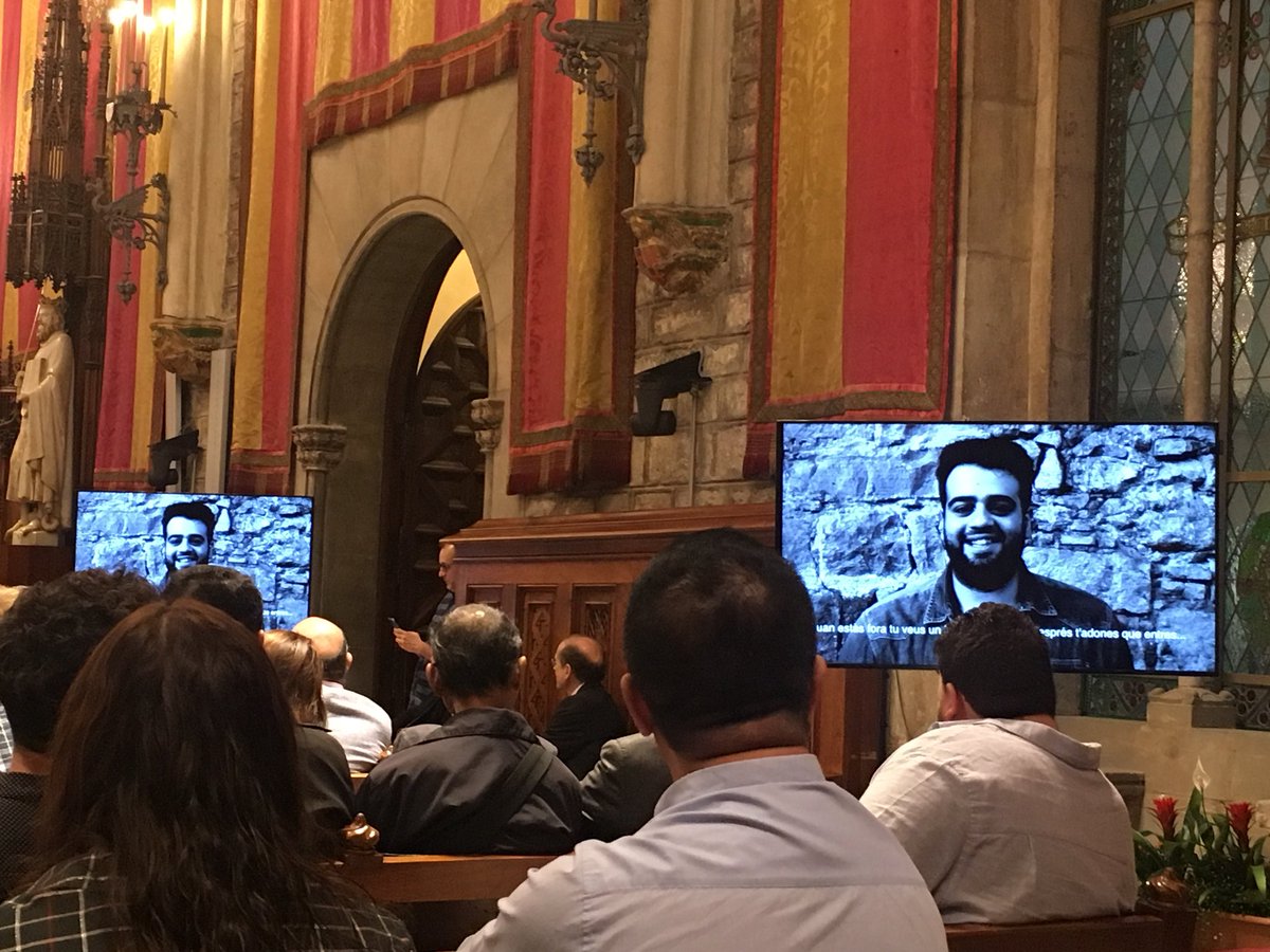 ObsBlanquerna's tweet photo. Com és la fe dels #joves? Quatre noies i nois protestants en parlen a @bcn_ajuntament #500Reforma https://t.co/dnbHKLeeIB