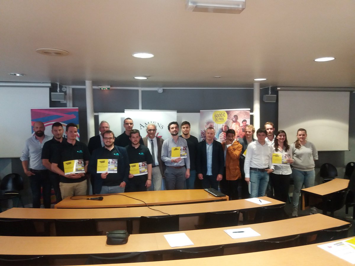 4 belles équipes lauréates du #challenge #Amiens #Etudiants #porteursprojets <a href="/laTechAmienoise/">La Tech Amiénoise</a> @SWAbbeville <a href="/Ch_Pote/">Ch’Pote</a> 😘