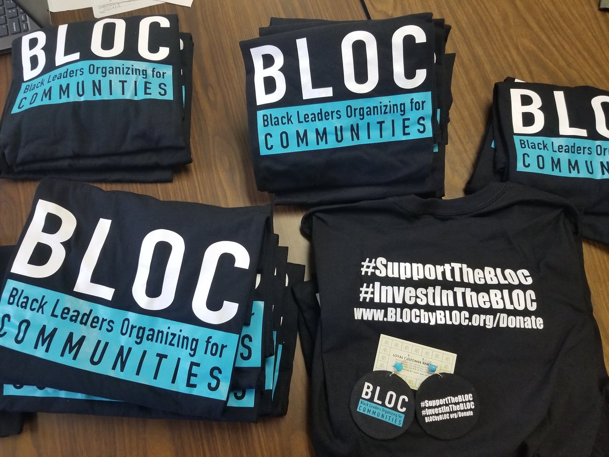 blocbyblocMKE's tweet photo. T-shirts are in! With a $25 donation to BLOC you can get a free shirt. Supplies are limited. Go to https://t.co/VQJrYQukHe
#ListenToTheBLOC #SupportTheBLOC #InvestInTheBLOC https://t.co/tZGHRTa7PV