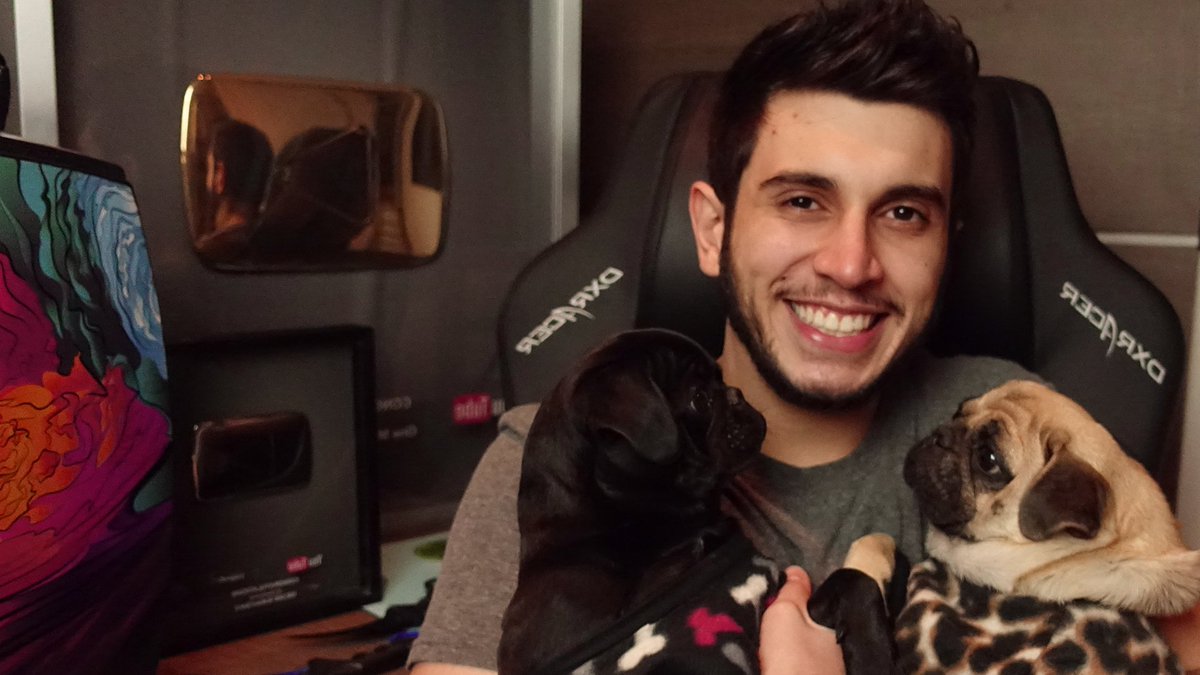 LuginBr's tweet photo. O Vlog passou de 20 mil Likes ja, INSANO https://t.co/6TUYYbEDlU 

🔄 Deixa um RT ai pros amigos verem?? 👊 https://t.co/bNP8KTz3YT