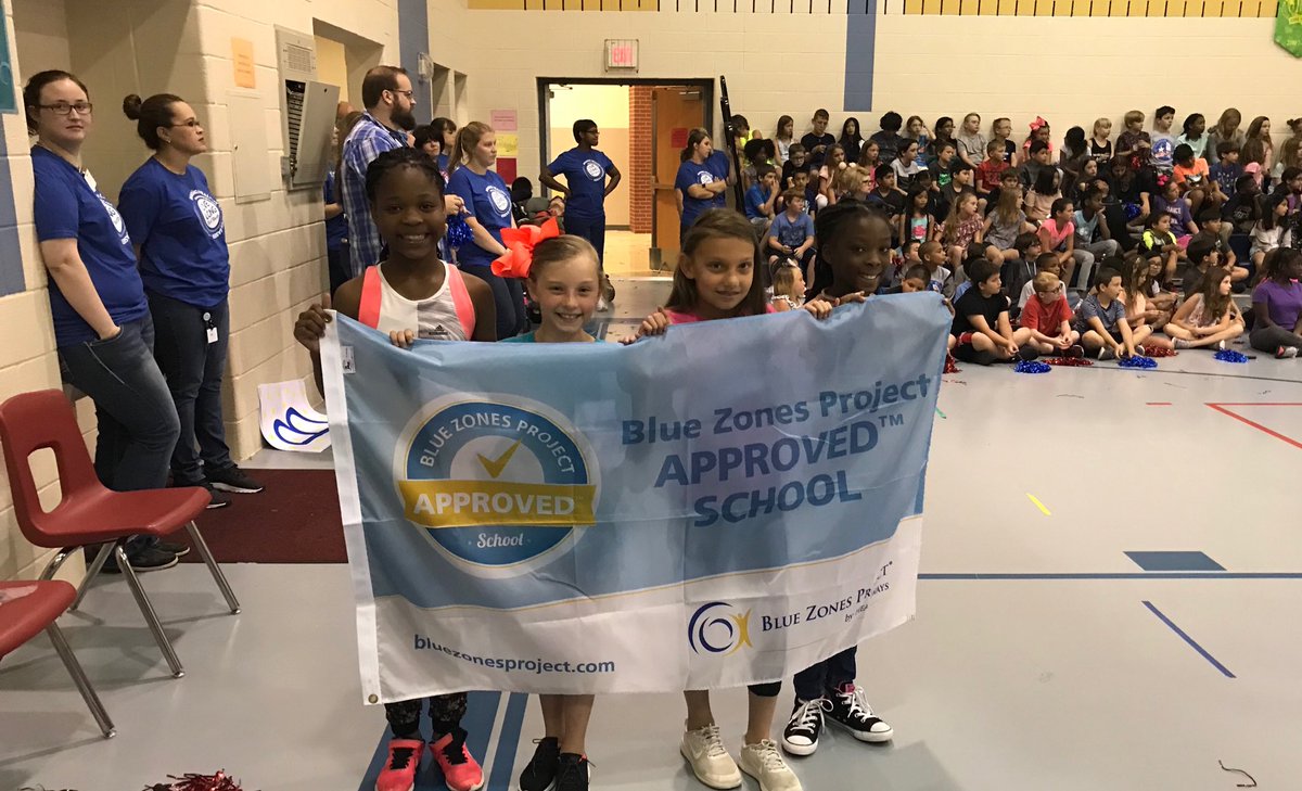Blue Zone Celebration at Comanche Springs! It’s a Spur Thing! #emsproud #CSESpurs