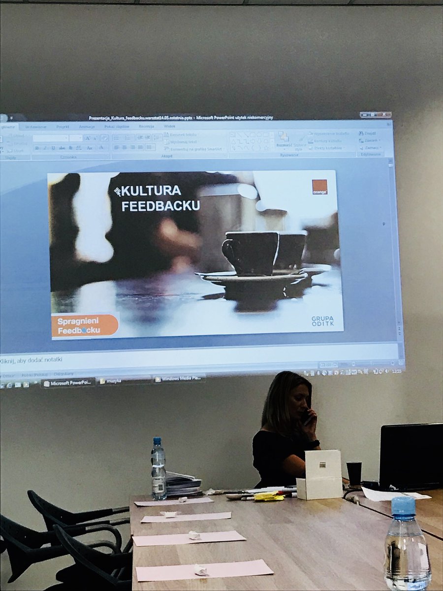 CTauzen's tweet photo. Kultura feedback’u w #orangepolska 🍊
#Orange #telesales #sales #callcenter #callcenterkatowice #managment #motivation #organization #orangeone https://t.co/VQQ5tYzRrw
