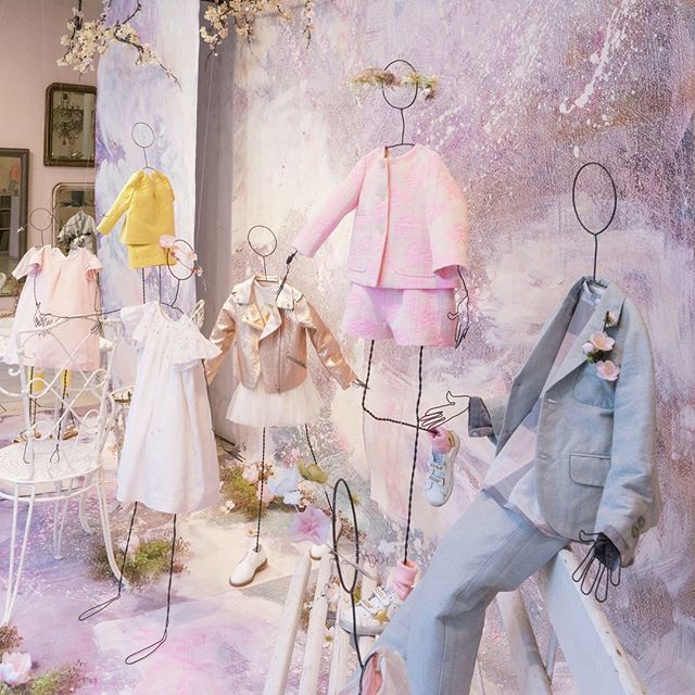 _BONPOINT's tweet photo. ... From the Houseβs ateliers, the most precious and most sophisticated materials, always with a twist of fantasy, give birth to a silhouette thatβs easy to wear, modern and joyful... Come by and discover our beautiful summer collection π #bonpointss18 #summer18 #ss18 #bonpoβ¦ https://t.co/SPFCKjJzfQ