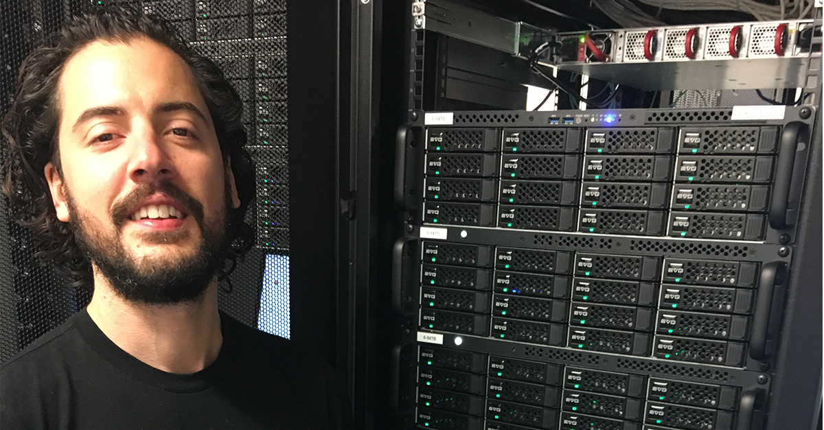 KeyCodeMedia's tweet photo. RVK installing another 128TB #StudioNetworkSolutions EVO and #StorageDNA Evolution 24-Slot #LTO Autoloader. This client is now up to 1.54 #petabyte of raw storage creating online educational content. Wowza! @snstweets @storage_DNA https://t.co/eBogncpNpx