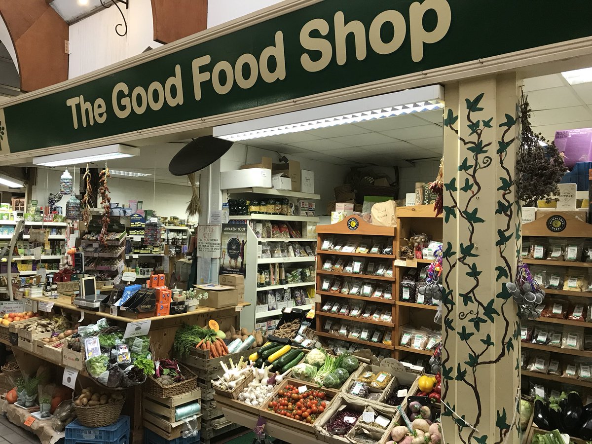 scott_annan's tweet photo. #IROF Loved visiting @EnglishMarket  #Cork #Authentic #Abundant #Since1788. @MilestoneRath @Sparmerrionrow @Davids_Kitchen @sewellonthego @James_C_Retail @warnersbudgens @BudgensN1 @jempsonsstores @HKSRetailLtd @SimplyFreshUK @NickShanagher @nigelscully @AryztaFoodUK @CDFIreland https://t.co/TQABhkEGFI