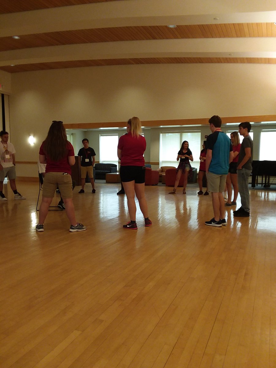 kdbuck394's tweet image. Icebreakers! #springboardtosuccess #summerwithsasso2