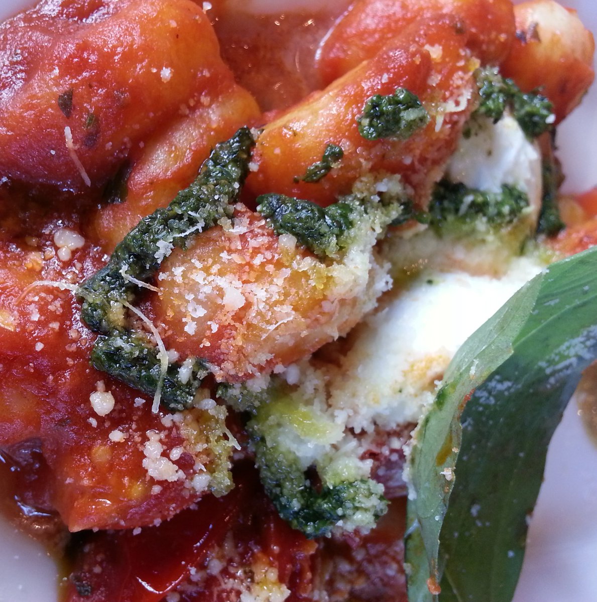 ItalianVenerdi's tweet photo. Do you LOVE Italian?

Here's our GNOCCHI BUFALINA 
Buffalo Mozzarella, Cherry Tomatoes, Garlic, served with a Tomato and Pesto Sauce. Visit our website at https://t.co/7tCsYo53sE or call 0208 533 1902 

#chatsworthroad #chatsworthroadmarket #londonmarket #londonlife https://t.co/gn6kwbeTS2