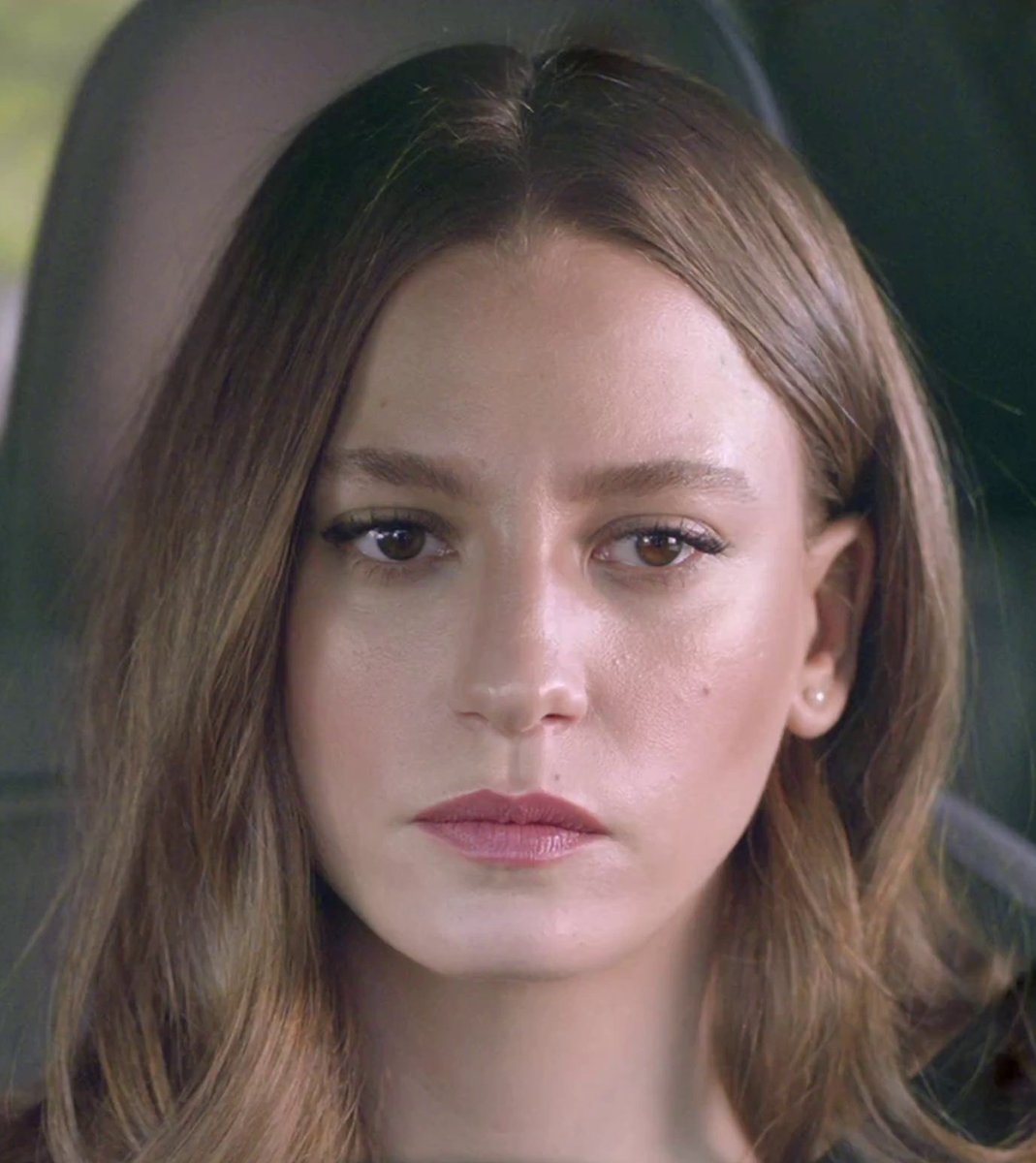 SerenaysLatam's tweet photo. Serenay en 4k es Real Arte 😍👌
#SerenaySarikaya #fi10 https://t.co/ITy77oeLl7