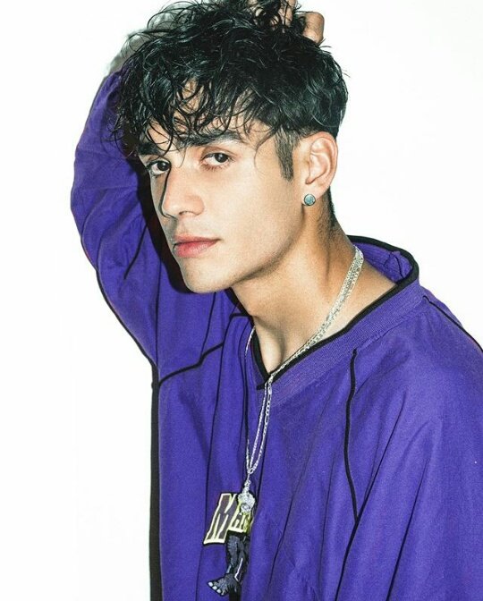 alananddua's tweet photo. 💜✨. https://t.co/6U9di84MNT