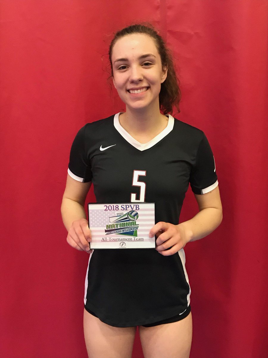 Congrats to Maddie Schaefer (17-1) for being named to the All-Tournament team at the National Junior Classic in 18-Open!