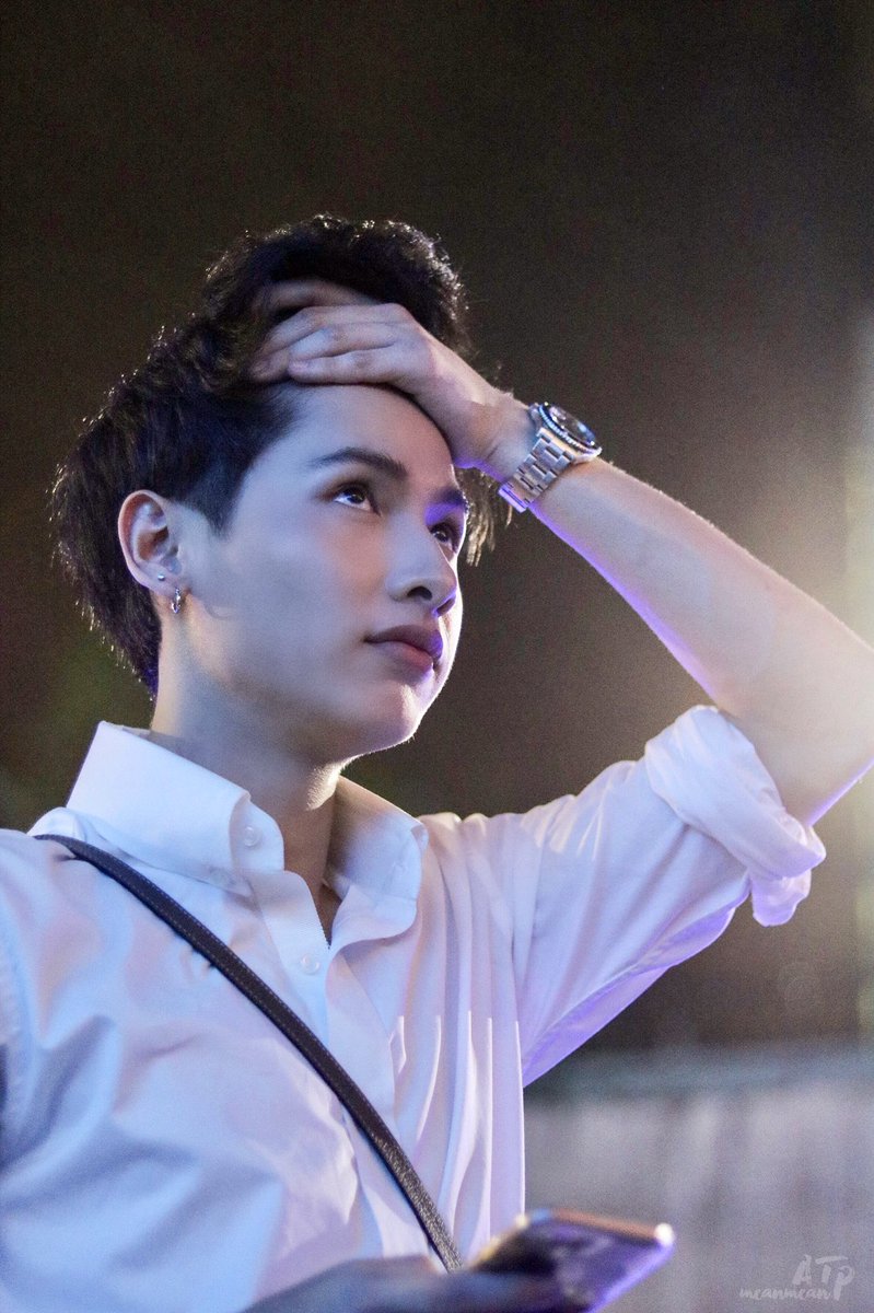 tasai_mean's tweet photo. ใครเปิดไฟ !! ✨
@AtthaphanP 

#กันอรรถพันธ์น่ารกกว่าที่คิด 
#ออฟกัน
#GunATp
#gunatthaphan 
#daradailyawards7 
#DDA2017 https://t.co/MbVxPJMNnp