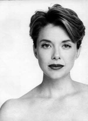 Happy birthday, Annette Bening! 