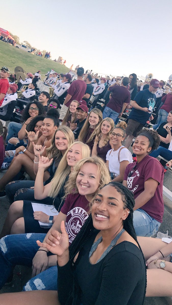 WTAMU_WBB's tweet image. These Lady Buffs can’t wait to cheer on @WTAMUFootball this fall!! 
#GoBuffsGo #LadyBuffFamily