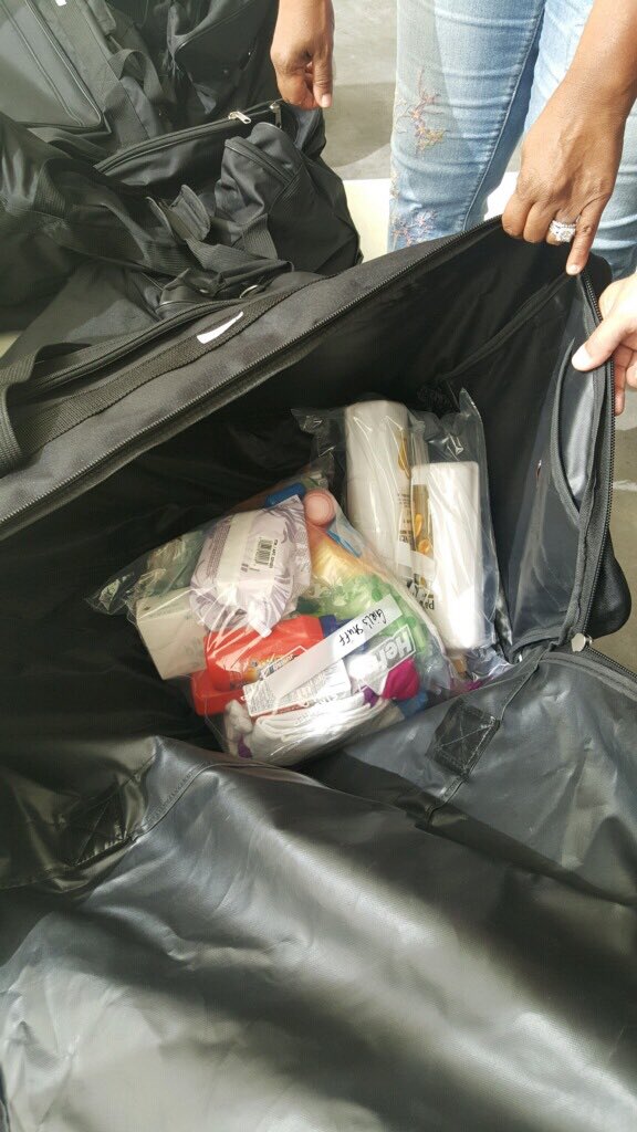 SterlingRaider's tweet photo. Thanks to our extended Raider family @1Team1Fight82 via Pleasant Hill Church in LaPorte, TX for supporting our graduating seniors with luggage and toiletries for their trip to college and beyond! @SouthArea_HISD @HISD2College @HISDFACE @TeamHISD @HoustonISD https://t.co/YwrEhp2X4N