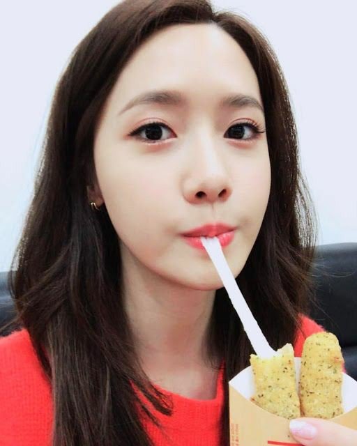 Happy Birthday to my goddess Im Yoona     