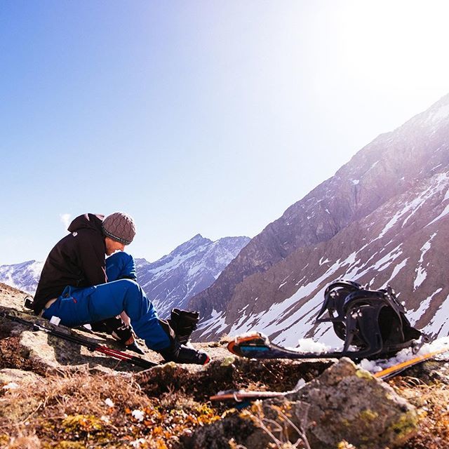 El_Maxus's tweet image. Still can’t get rid of those awesome splitboarding season we had last winter. 😍
.
.
.
.
#splitboarding #karakoram #sparkrandd #jonessnowboards #powaustria #protectourwinters #ournbhd #earnyourturns #nofriendsonapowderday #fromwhereiride #faceshots #skimo #skimountaineering #…