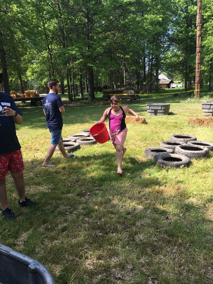 Mrs. Pfaff tweet media