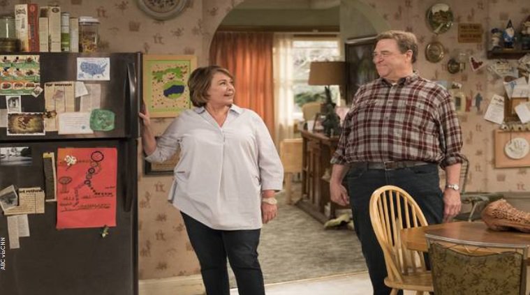 #BREAKING ABC cancels hit show "Roseanne" after star Roseanne Barr's offensive tweet bit.ly/2sigisU?utm_so… https://t.co/TFvDVlLTkG