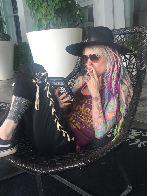 Lounging #xbizmiami @killstar https://t.co/AaeRekku4p<a href="/tag/xbizmiami"class="tags">#xbizmiami</a><a class="tags" target="_blank" title="On Twitter" href="/?out=eyJ0eXAiOiJKV1QiLCJhbGciOiJIUzUxMiJ9.eyJpYXQiOjE3MjM3NzEwMzAsImlzcyI6InR3cG9ybnN0YXJzLmNvbSIsIm5iZiI6MTcyMzc3MTAzMCwiZXhwIjoxNzU1MzA3MDMwLCJyZWRpcmVjdF91cmwiOiJodHRwczovL3R3aXR0ZXIuY29tL2tpbGxzdGFyIn0.8a8Ab_lz1gG0jztUeYvhODmURbRbe5Zrh4aEGrs1a0YWkOPxt20d7VKB1ZHZxH7rORaWNXlOCHPyJL6TRqK5mQ">@killstar</a>