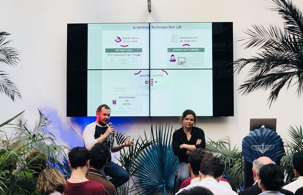 AlbanHuber's tweet photo. 🐍 Med in Tech @_TheFamily |
How will #AI really affect medicine? 
- Présentation de la solution Kee Lab par Fanny Sockeel : l’#IA pour détecter le #cancer du sein
*
 #esante #machinelearning #data https://t.co/Nqb38Mlvvr