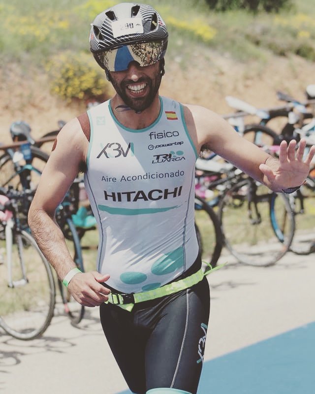 X3MTri's tweet photo. Víctor on fire 💥💥en el Campeonato de España de Media Distancia celebrado el sábado pasado en Guadalajara.
Gracias al apoyo de nuestros patrocinadores #hitachi @gimnasiofisico
@Triluarca @rotorbikesa #orgullodeX3M #X3Mtriatlon https://t.co/vRM81XX8u9