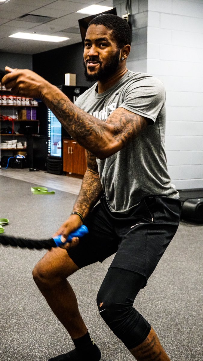 UCF_MBB's tweet photo. It’s the will to prepare to win. 😤

#ChargeOn https://t.co/uGpoOkCjot