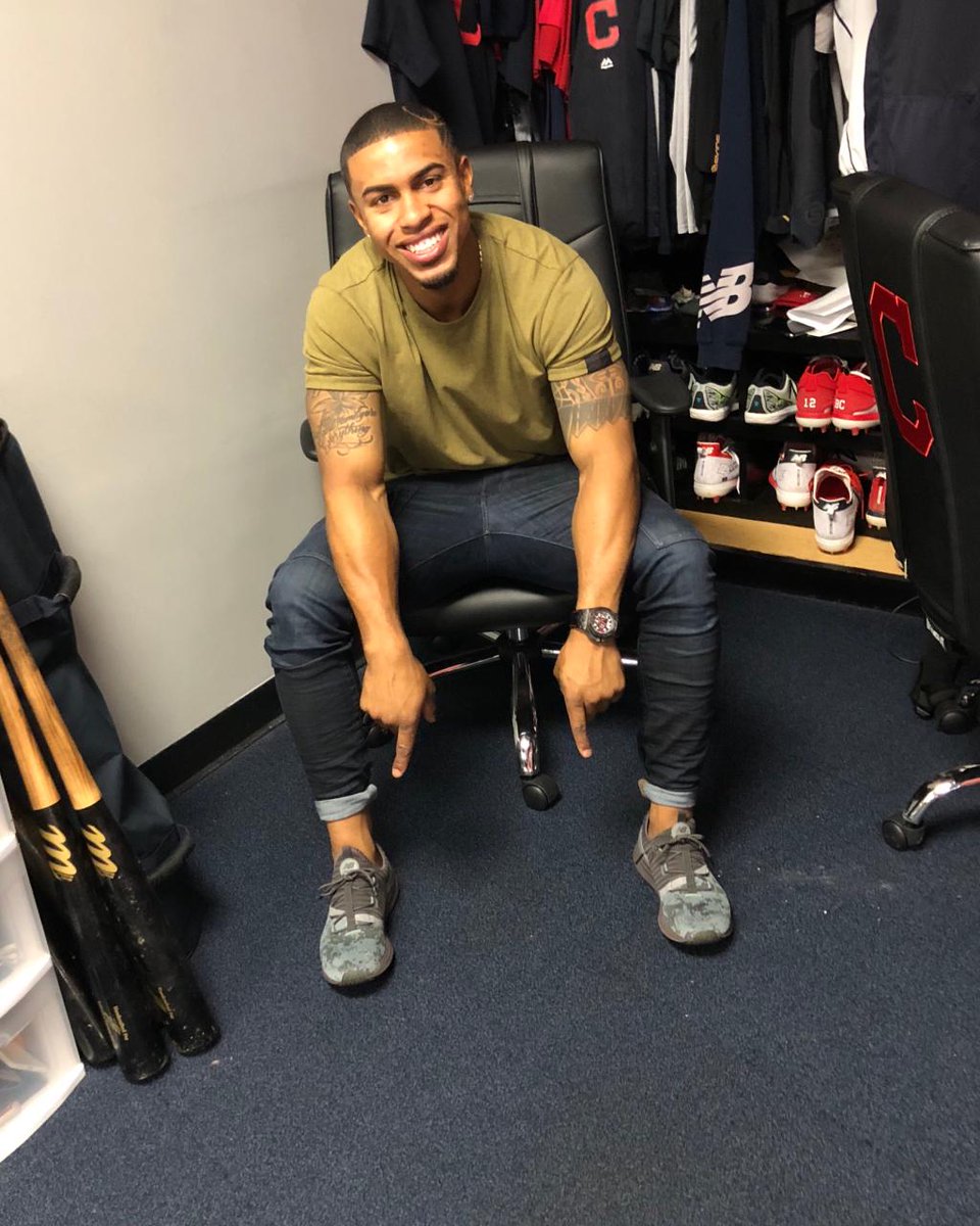 These new N. Hoolywood Fresh Foam Lazr are on🔥🔥! Check them out 
#nbexclusive