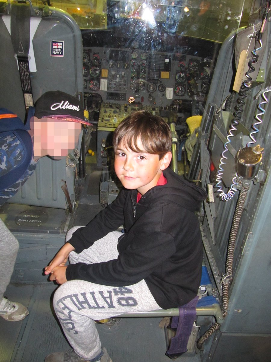lyebb's tweet photo. Today on #SpringCamp2018 we visited @FleetAirArmMus, explored the exhibits, toured an aircraft carrier and saw helicopters takeoff. https://t.co/wYytS0bD96