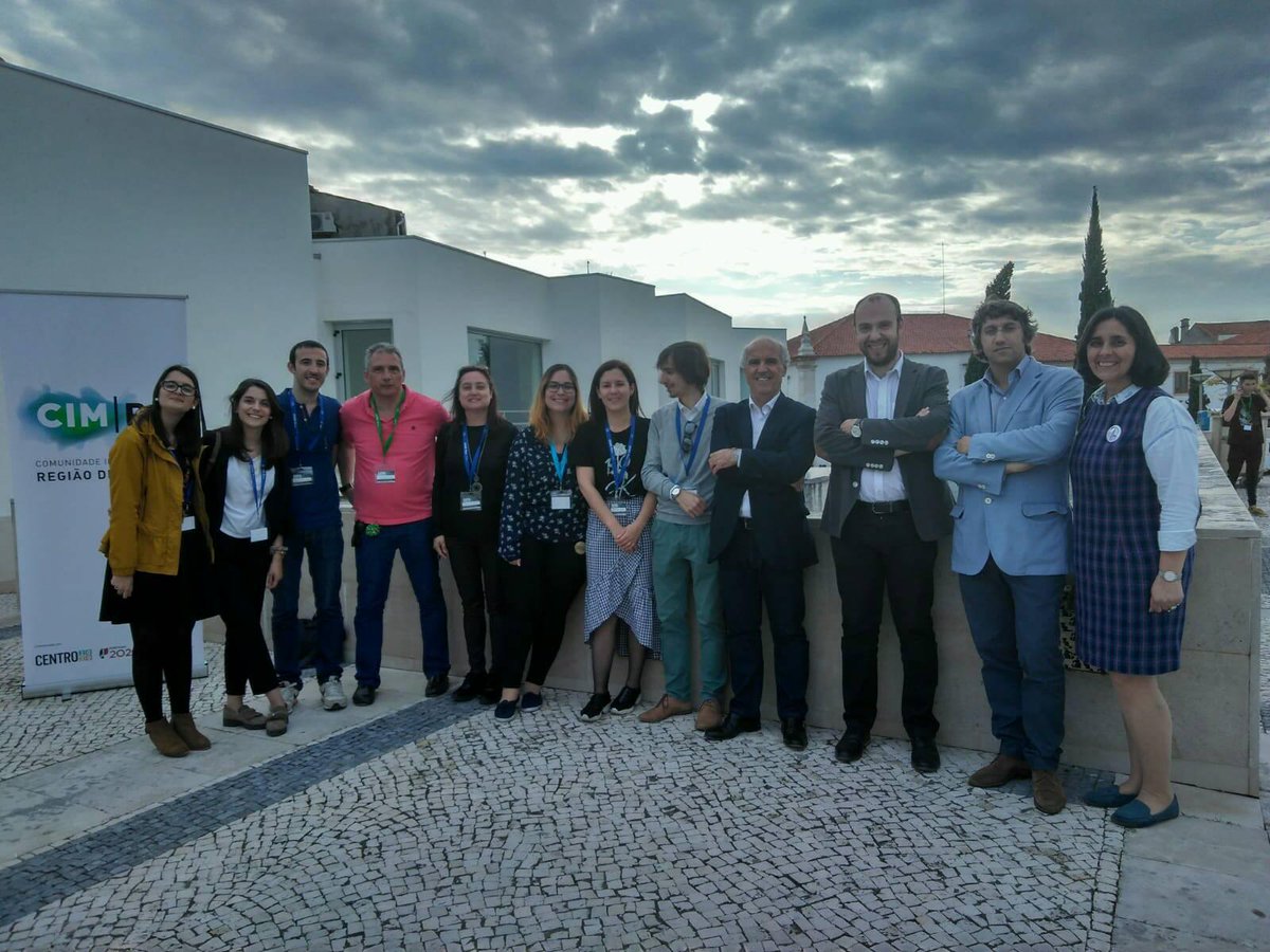 fbanha's tweet photo. Programa de Educação para o Empreendedorismo, promovido pela CIM Região de Coimbra, dirigido aos alunos do 2° e 3° ciclo do ensino básico teve a sua conclusão com a apresentação dos trabalhos realizados durante o ano letivo 2017/2018. https://t.co/Ydy6qYGxlU https://t.co/EtzO1spHv3