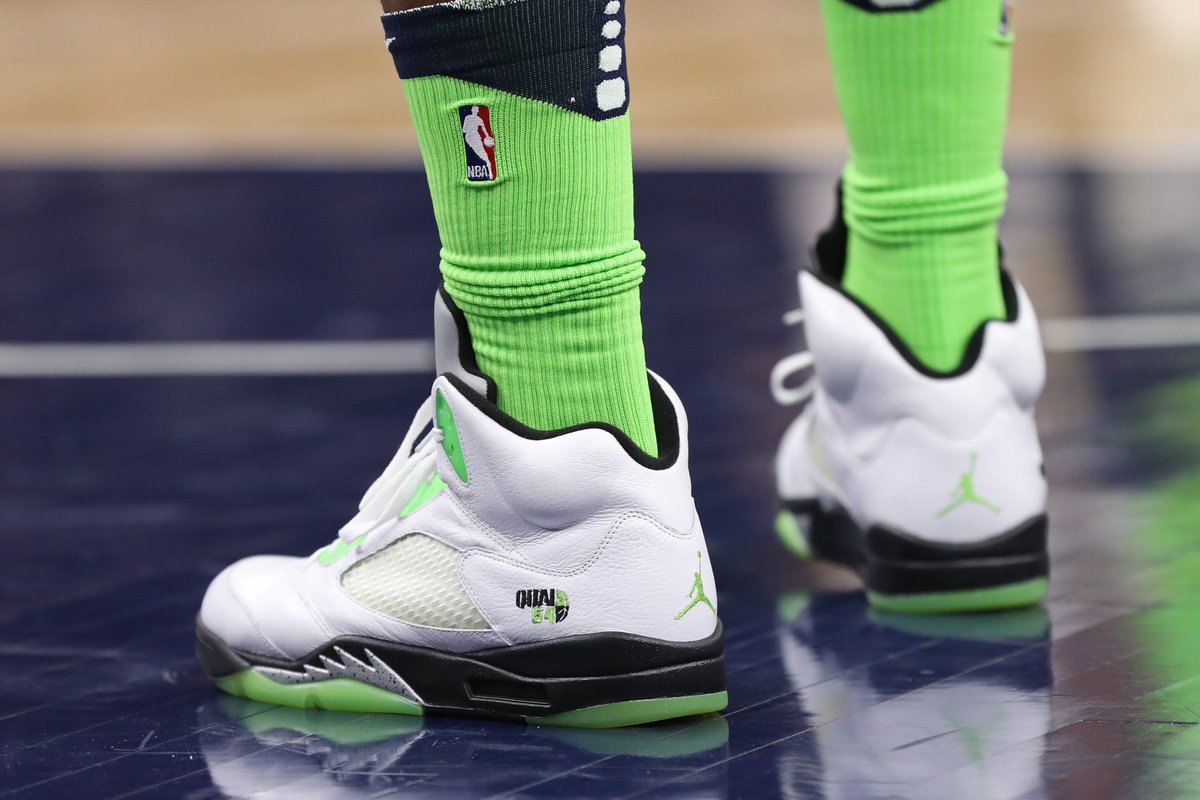 jimmy butler shoes timberwolves