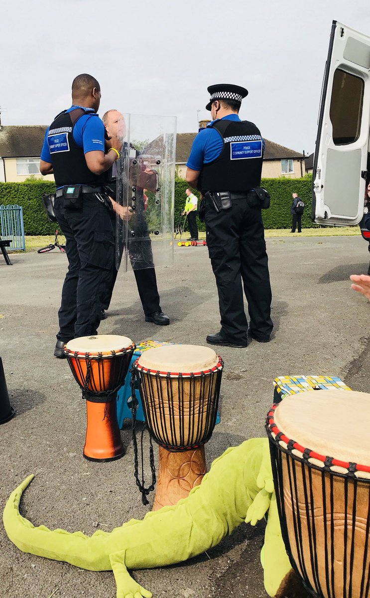 It was lovely to meet you @CllrDaveTrimble alongside <a href="/BeatFeet1/">BeatFeet Ltd</a> Drumming in the new Clifton Park was a great experience. Congratulations to <a href="/MyNottingham/">🏹 My Nottingham</a> for opening so many in the last year and making Nottingham a great place to live 🙂 #NottinghamRocks